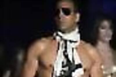 Akshay Kumar turns 41 | Khiladi contest | Wish him