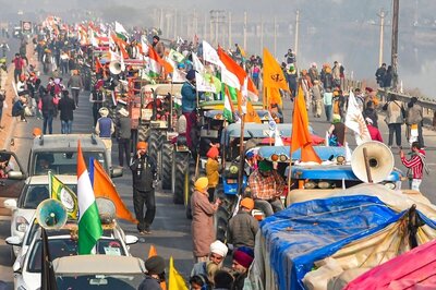 Violent Protesters on Brand-New Tractors Who Unleashed Mayhem in Delhi Were Not Farmers