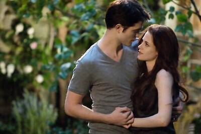 All 'fine' between Stewart, Pattinson