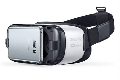 Samsung launches web browser for Gear VR headset
