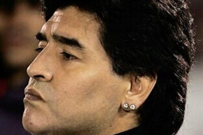 Argentinians want Maradona's head