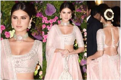 Tara Sutaria Displays Opera Singing Skills at Armaan Jain's Sangeet, Watch Video