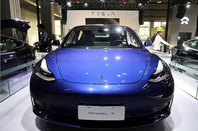 Tesla to Begin Deliveries of China-Made Model 3 from Dec 30