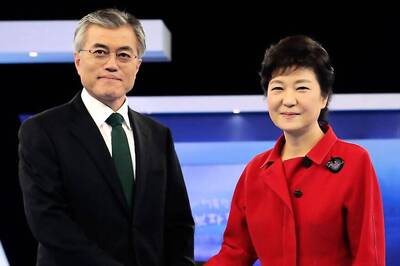 Liberal Son of War Refugees Projected to Win South Korea Vote