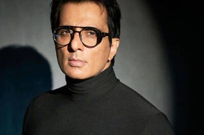 Sonu Sood Has THIS Quirky Response To Fan’s Chilled Beer Request; Netizens Say He's 'Messiah For A Reason'