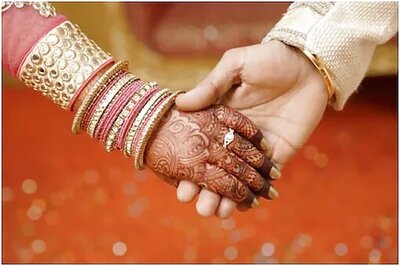 After 20 Years Of Court Marriage, UP Couple Performs Traditional Rituals