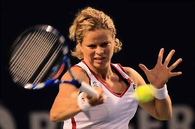 Clijsters to play Venus in her farewell match