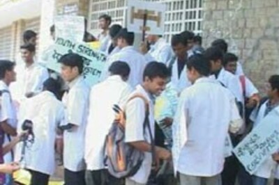 Strike continues, govt sets crisis plan