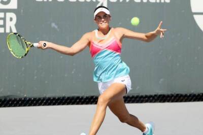 Top Seed Open: Jennifer Brady Defeats Coco Gauff in Straight Sets to Reach First WTA Final