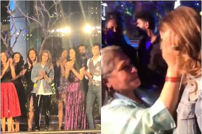 Amitabh and Jaya Bachchan Get Emotional Seeing Daughter Shweta Organise Her Fashion Show