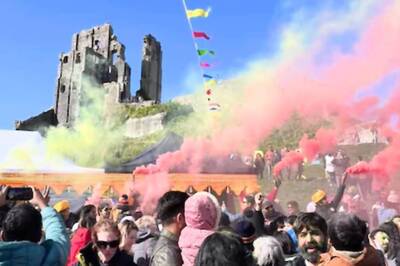 First-of-its-kind Holi Celebrations In This English County Viral