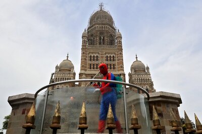 Maharashtra Cabinet Bats for Lockdown Till May 31; Vaccination for 18-44 Age Group Halted