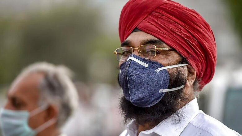 Delhi's Air Quality Improves but Authorities Warn Pollution May Increase