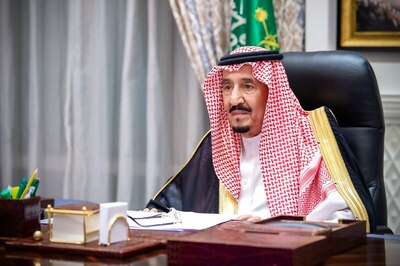 Saudi Arabia Reopens Airspace, Borders to Qatar, Ending Years-long Dispute