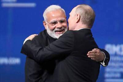As India Goes Military Shopping in Russia, US Reminds of Moscow Sanctions
