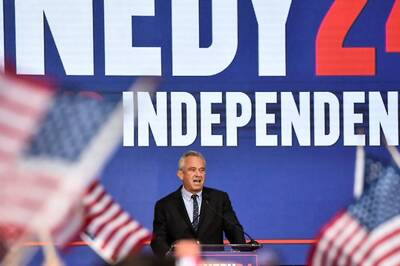 Robert F. Kennedy Jr: A 'Real Threat' to Biden's Re-Election Bid Worries Democrats