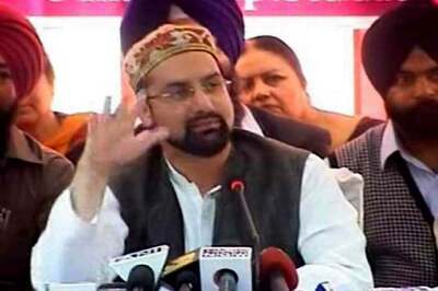 Kashmir Unrest: Separatist Leader Mirwaiz Arrested by Police