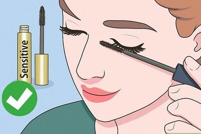 How to Wear Mascara for Sensitive Eyes