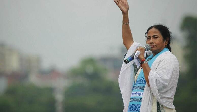 Ahead of Assembly Polls, TMC to Rejuvenate Social Media Team to Woo Voters, Check Fake News