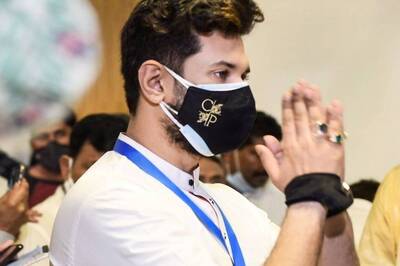 Signs of Rebellion? Chirag Paswan Installs Father's Bust at Govt Residence Now Allotted to Ashwini Vaishnaw