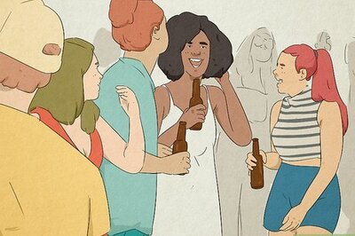 How to Deal With the Police when They Come to Your Door at a Party