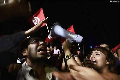 Gunmen kill at least eight Tunisian troops as political tensions grow