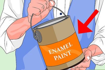 How to Work With Enamel Paint