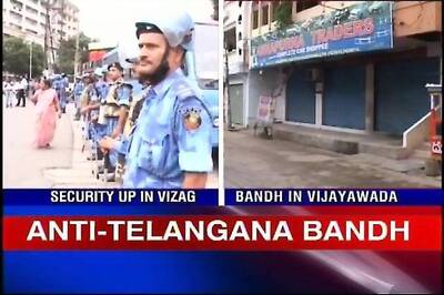 Dividing Andhra is an electoral gambit by Cong: Dr Parakala Prabhakar