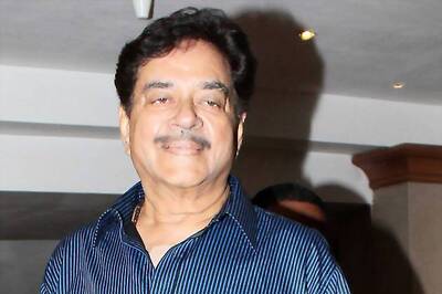 BJP workers opposing Shatrughan Sinha smacked in Bihar