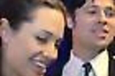 Pics: Pitt-Jolie take an auto ride