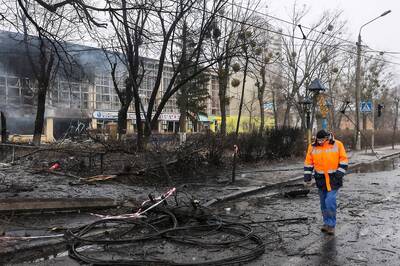 Ukrainians Fight On as Russia Bombards Cities it Has Struggled to Seize