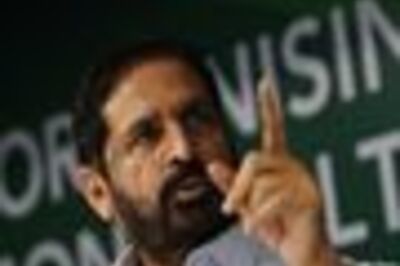 Kalmadi writes a letter to MPs, defends himself