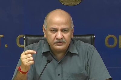 'CM and I Thought as Parents': Sisodia Says All Schools in Delhi to Continue to Remain Shut Due to Covid-19