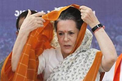 Sonia Gandhi served US court summons in hospital: Sikh group