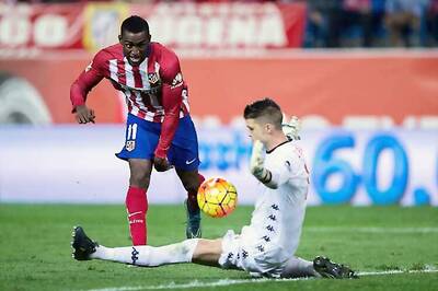 Striker Jackson Martinez vows to 'fight to the end' for Atletico Madrid