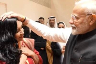 P20 Speakers' Summit: Mexican Senate President Ties 'Rakhi' to PM Modi, Receives Blessings from Him | WATCH