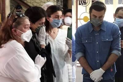 Rishi Kapoor Cremated In Presence Of Family In Mumbai; Wife Neetu, Alia Bhatt Inconsolable