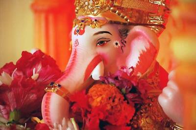 Ganesh Chaturthi: This medley of popular Ganpati aartis is a perfect blend of tradition and modernity