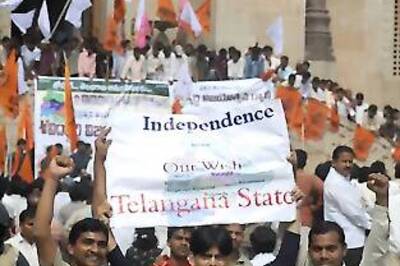 Panel seeks political parties' views on Telangana