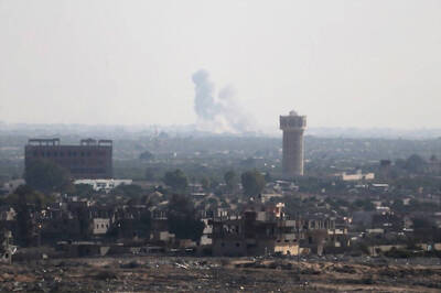 Suicide Bomber Kills 4 Tribesmen in Egypt's Sinai