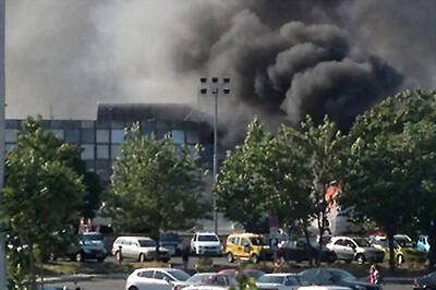 Bulgaria: 4 dead as blast hits bus with Israelis