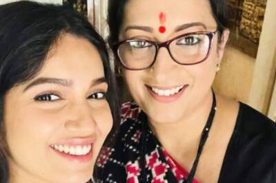 Bhumi Pednekar Meets Smriti Irani, Thanks Her for 'Uplifting Our Gender, Children of Our Country'