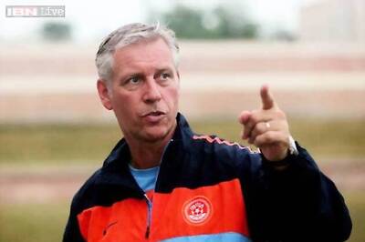 Former India football greats slam coach Koevermans