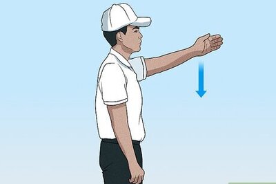 Football Referee Signals: Official NFL Hand Signs (& What They Mean)