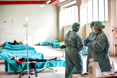 Italy Sees Signs of Hope in 651 New Virus Deaths, Down from Previous Day’s World Record