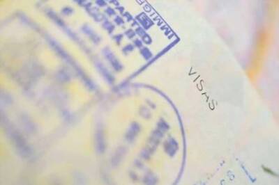 US Resumes Fast Processing of Some H-1B Visa Categories