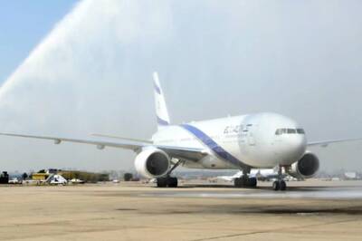 Israel Approves $100 Million Support Plan For Airlines to Help Deal with Omicron Crisis
