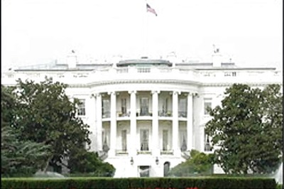 Washington: Man arrested after jumping White House fence