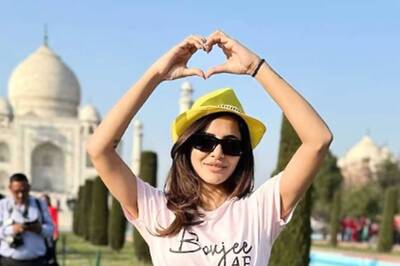 Bigg Boss Telugu Fame Ashu Reddy's Uber Casual Avatar From Her Taj Mahal Visit