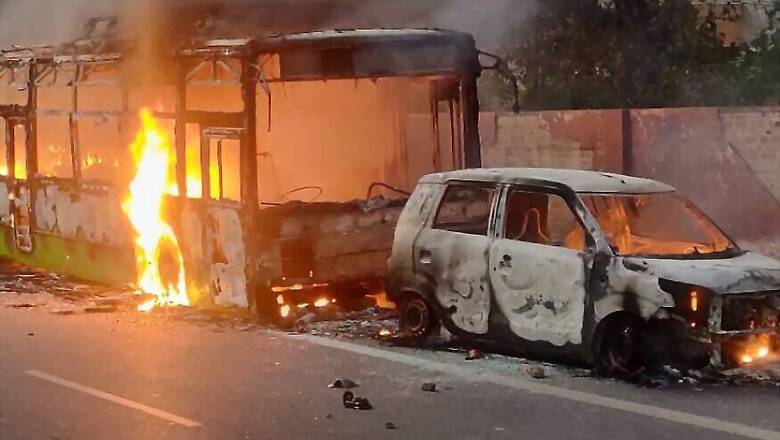 Peaceful Protest After Due Permission Won't be Stopped, Say Police as Violence Grips South Delhi